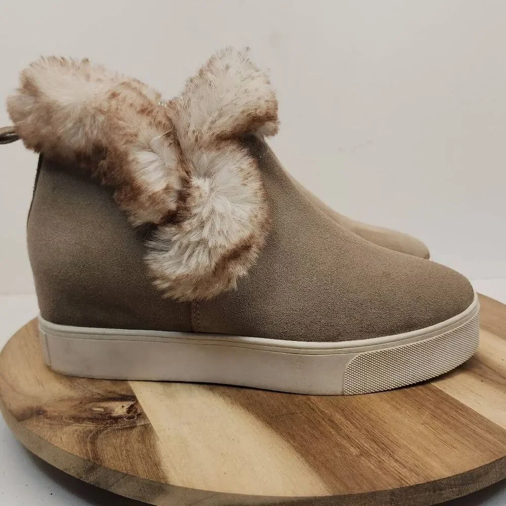 J/Slides Sean Faux Fur Trim Waterproof Sneaker Booties Women's Size 8.5
